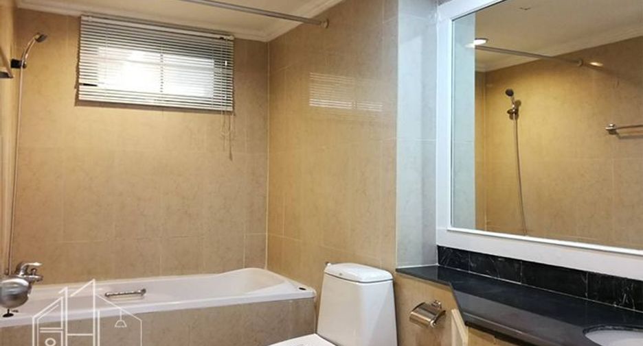 For rent 3 ベッドルーム apartment in Khlong Toei, Bangkok