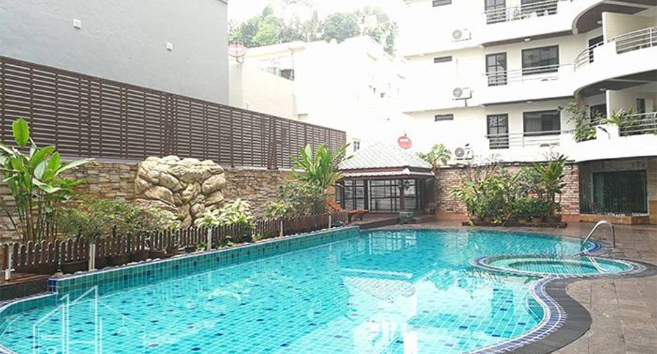 For rent 3 ベッドルーム apartment in Khlong Toei, Bangkok