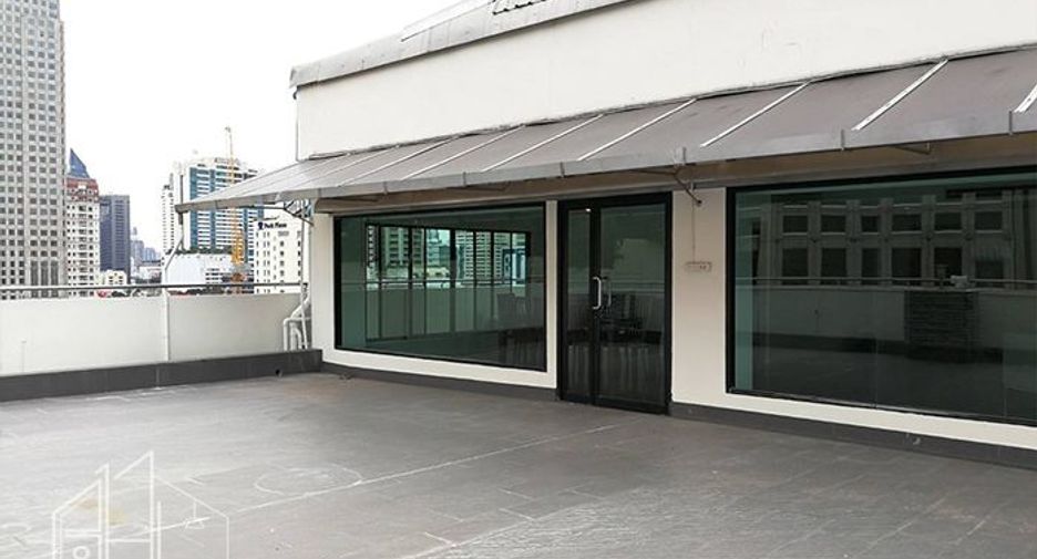 For rent 4 ベッドルーム apartment in Khlong Toei, Bangkok