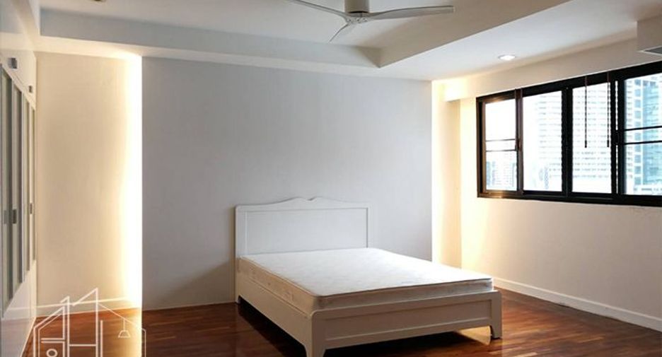 For rent 4 ベッドルーム apartment in Khlong Toei, Bangkok