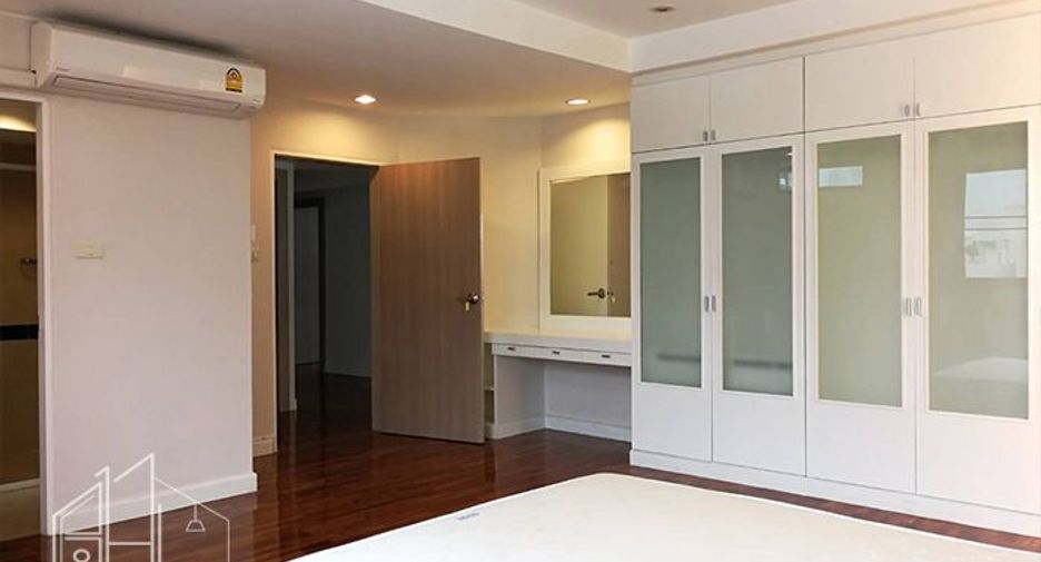 For rent 4 ベッドルーム apartment in Khlong Toei, Bangkok
