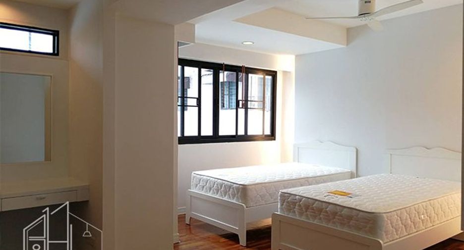 For rent 4 ベッドルーム apartment in Khlong Toei, Bangkok