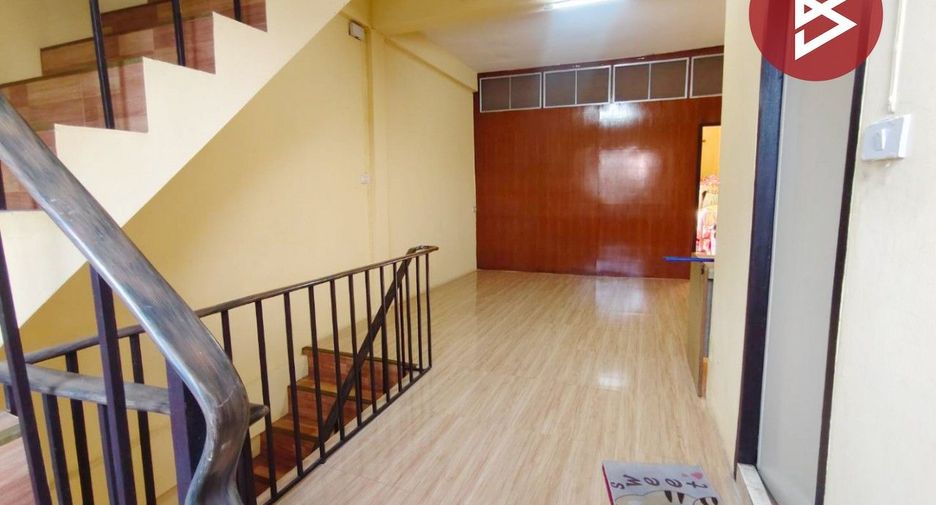Gewerbefläche zum Kauf mit 3 Zimmer in Chom Thong, Bangkok