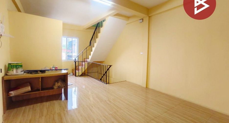 Gewerbefläche zum Kauf mit 3 Zimmer in Chom Thong, Bangkok