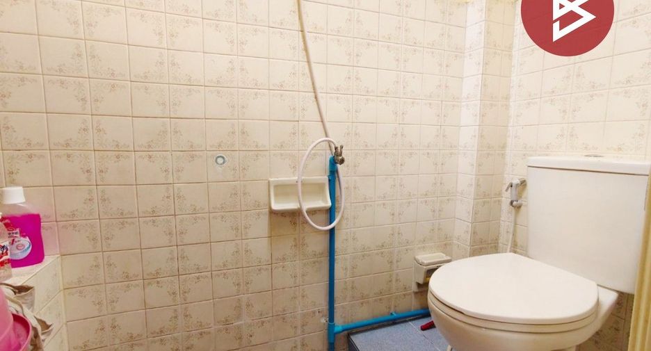 Gewerbefläche zum Kauf mit 3 Zimmer in Chom Thong, Bangkok