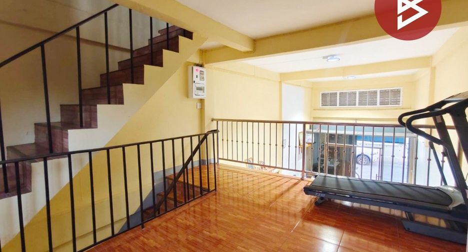 Gewerbefläche zum Kauf mit 3 Zimmer in Chom Thong, Bangkok