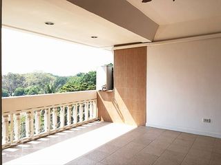 Apartment zur Miete mit 3 Zimmer in Khlong Toei, Bangkok
