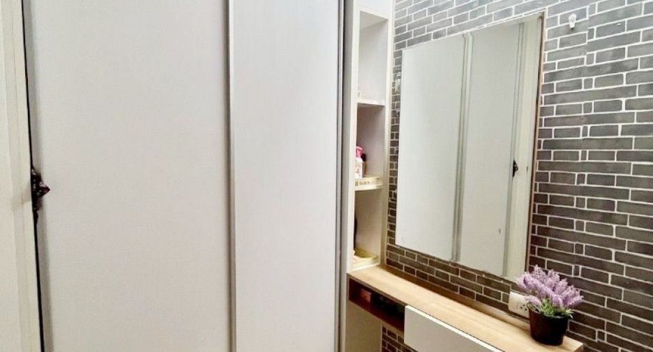 À vendre 1 chambre condo à Din Daeng, Bangkok
