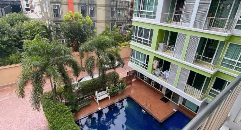 À vendre 1 chambre condo à Din Daeng, Bangkok
