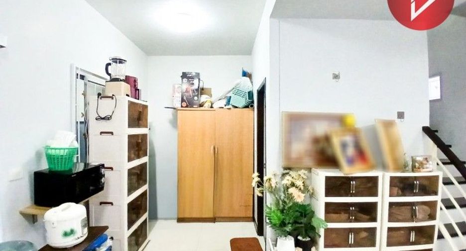 For sale 3 ベッドルーム townhouse in Bang Phli, Samut Prakan