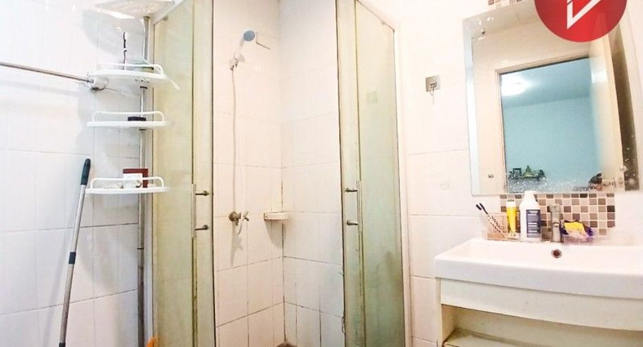 For sale 3 ベッドルーム townhouse in Bang Phli, Samut Prakan