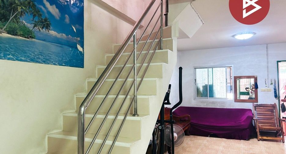 Casa adosada en venta de 2 habitaciones en Bang Sao Thong, Samut Prakan