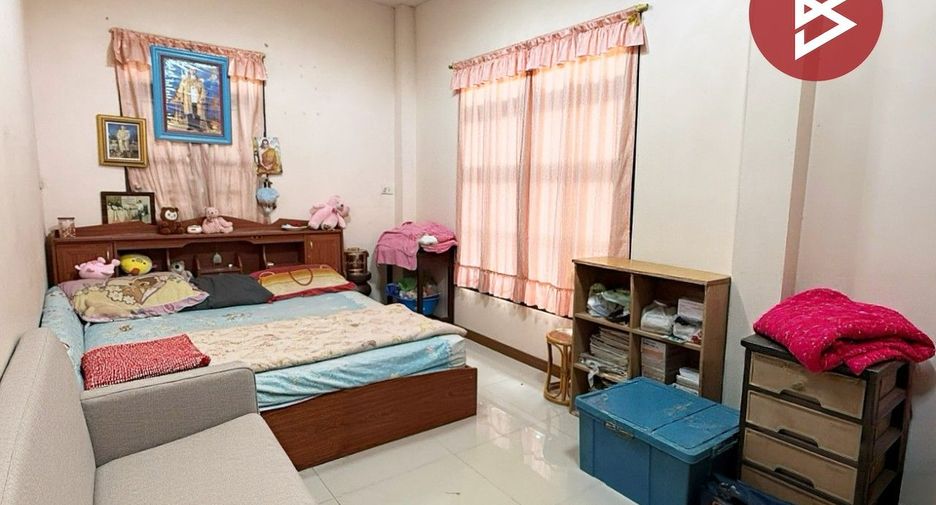 Haus zum Kauf mit 3 Zimmer in Nakhon Chai Si, Nakhon Pathom