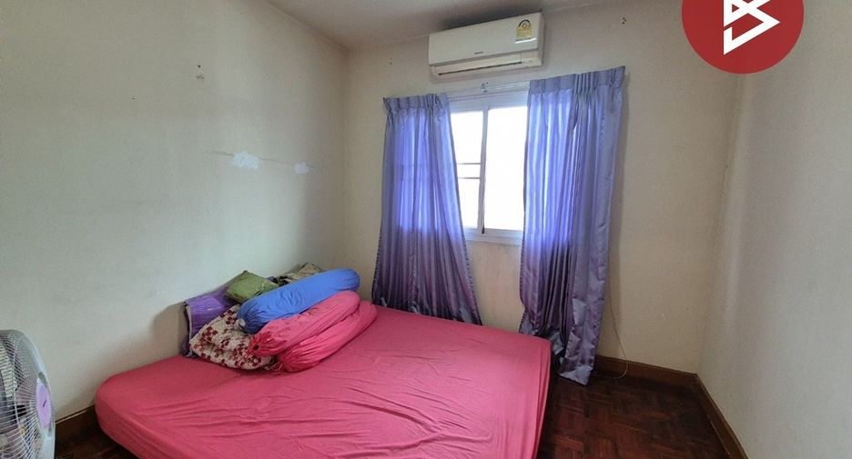 For sale 3 bedrooms townhouse in Khlong Luang, Pathum Thani