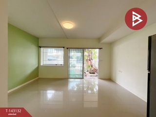 出售 2 卧室 联排别墅 在 Lam Luk Ka, Pathum Thani