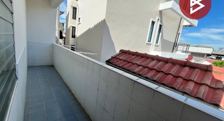 Reihenhaus zum Kauf mit 3 Zimmer in Mueang Nonthaburi, Nonthaburi