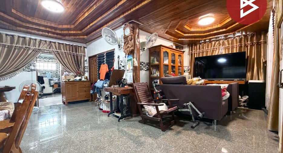 For sale 4 bedrooms house in Sai Noi, Nonthaburi