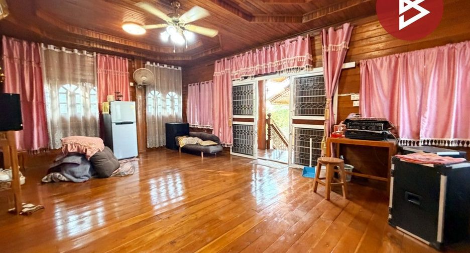 For sale 4 bedrooms house in Sai Noi, Nonthaburi