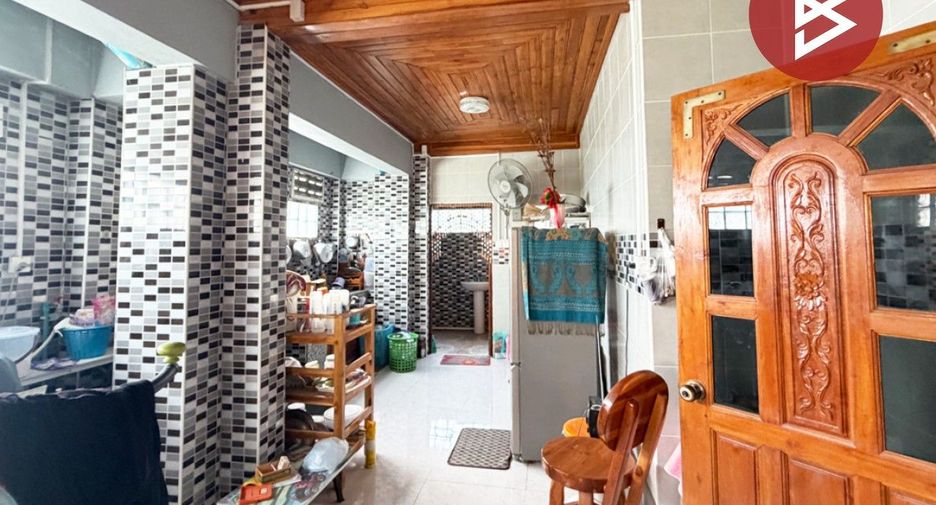 For sale 4 bedrooms house in Sai Noi, Nonthaburi