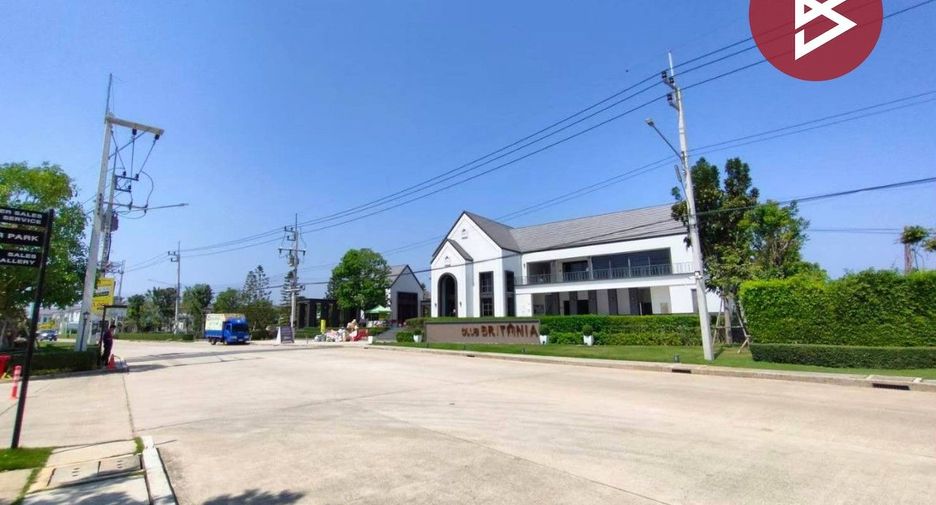 出售 4 卧室 联排别墅 在 Bang Pakong, Chachoengsao