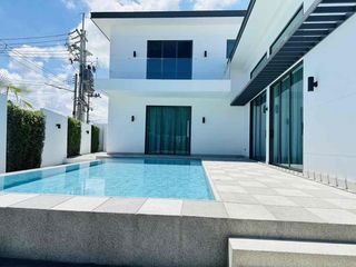 出租 4 卧室 别墅 在 Bang Lamung, Chon Buri