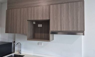 For sale 1 bed condo in Bang Phlat, Bangkok