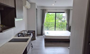 For sale 1 bed condo in Bang Phlat, Bangkok