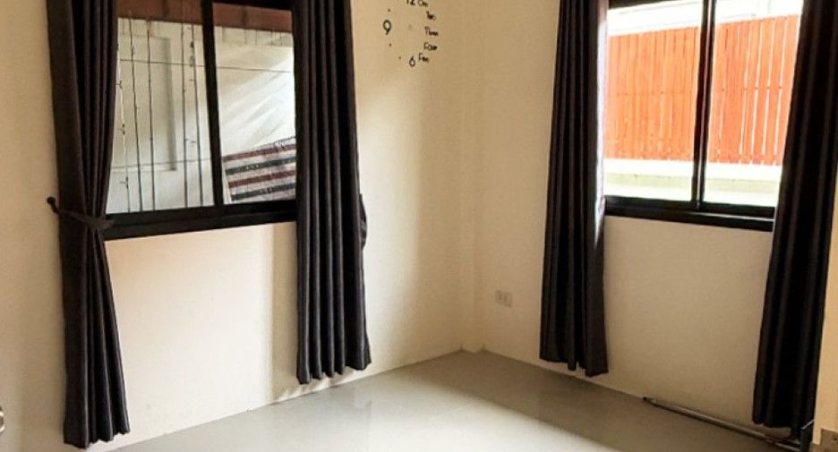 Casa en venta de 3 habitaciones en Ban Khai, Rayong