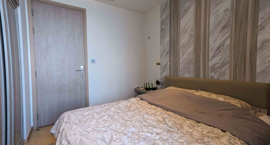 For sale 2 bedrooms condo in Huai Khwang, Bangkok