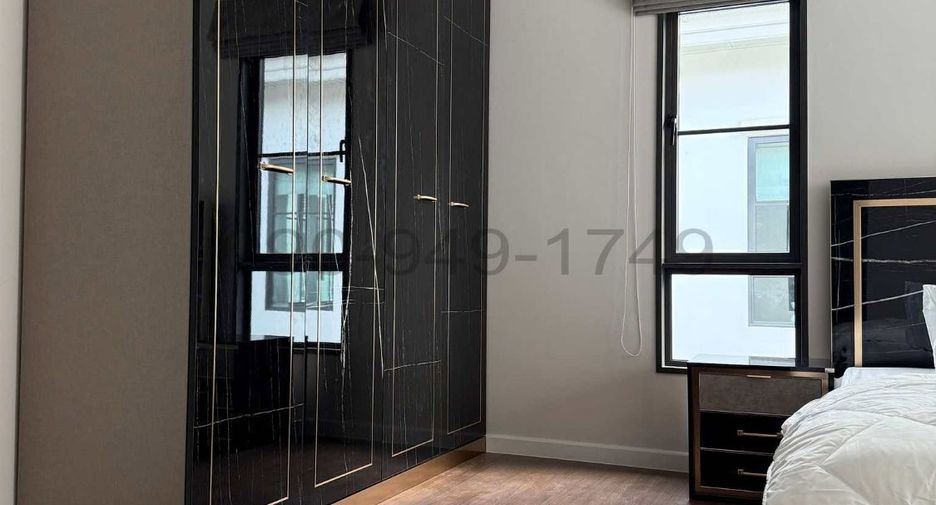Haus zur Miete mit 4 Zimmer in Bang Phli, Samut Prakan