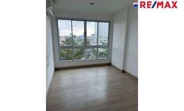 À vendre 1 chambre condo à East Pattaya, Pattaya