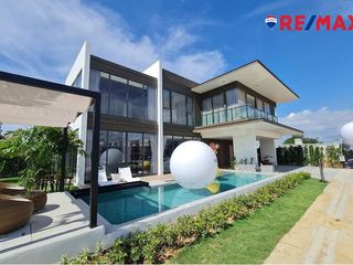 For sale 4 bedrooms house in Bang Lamung, Chonburi