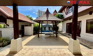 À vendre 4 chambres maison à Pratumnak, Pattaya