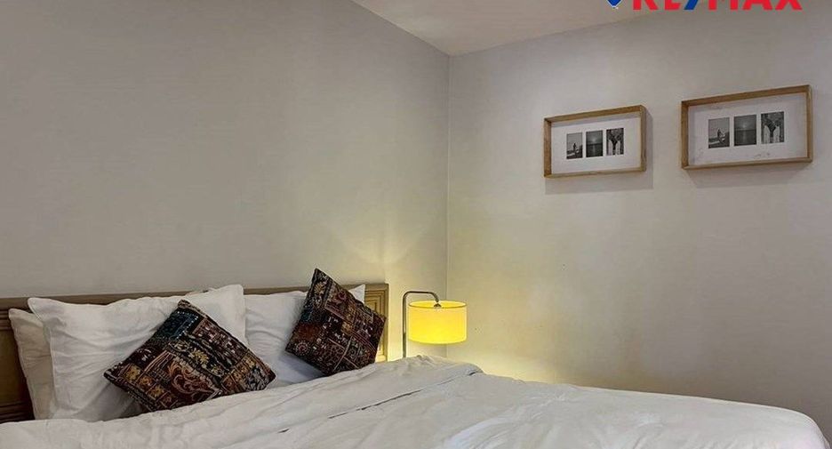 À vendre 4 chambres maison à Pratumnak, Pattaya