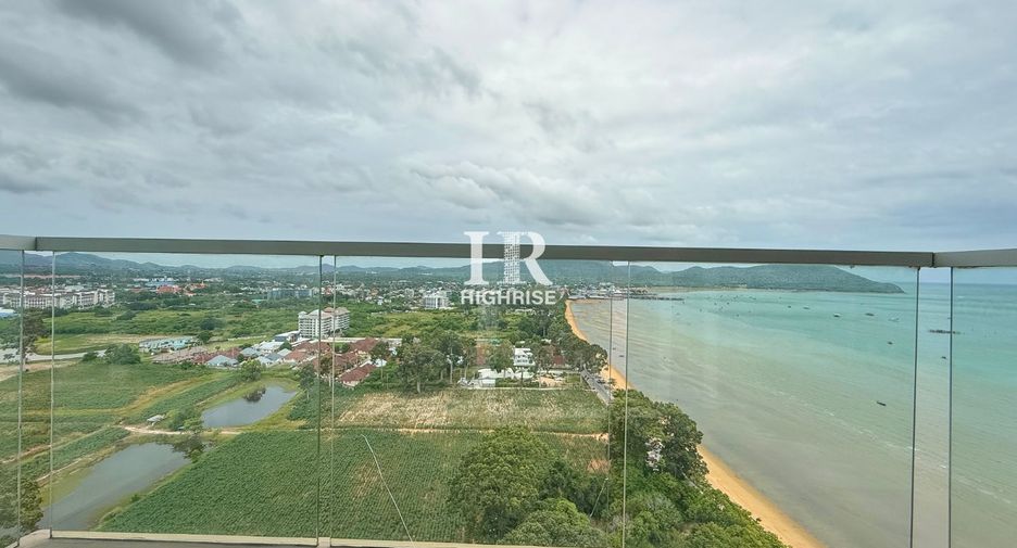 For rent 3 bedrooms condo in Sattahip, Chonburi