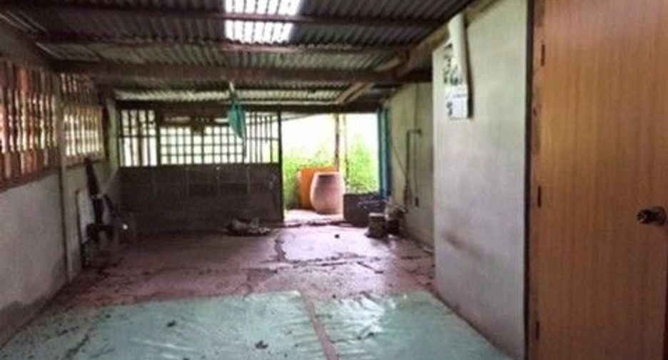 Reihenhaus zum Kauf mit 1 Zimmer in Phon Sawan, Nakhon Phanom