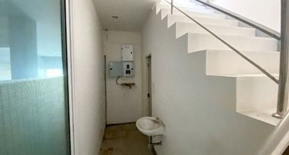 For sale 1 Beds retail Space in Mueang Khon Kaen, Khon Kaen