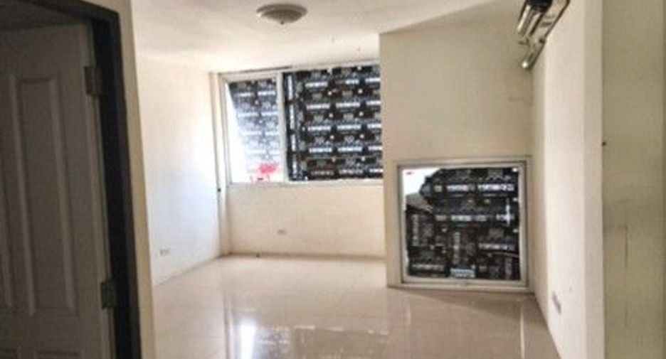 For sale 1 Beds retail Space in Mueang Khon Kaen, Khon Kaen