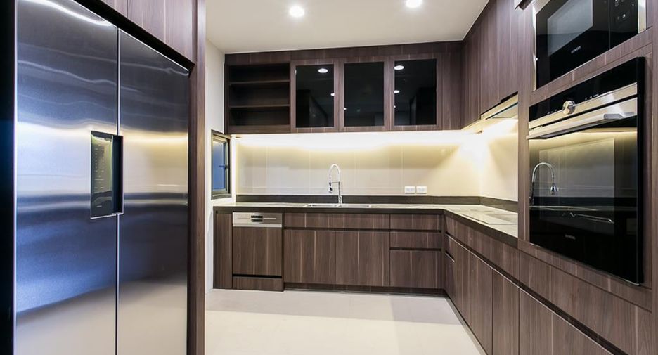 Wohnung zur Miete mit 3 Zimmer in Suan Luang, Bangkok