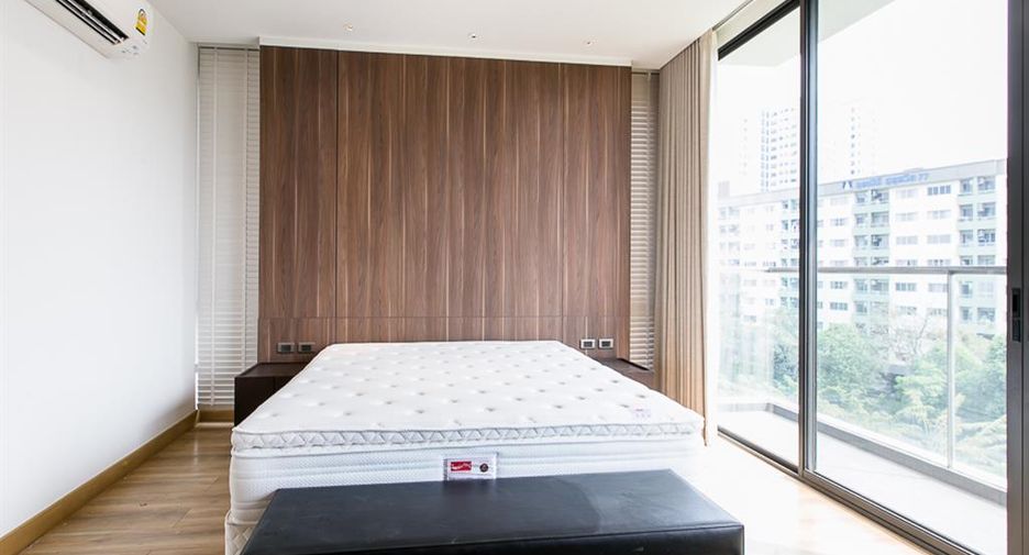 Wohnung zur Miete mit 3 Zimmer in Suan Luang, Bangkok