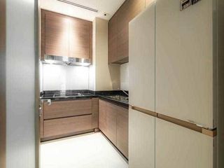 Condo en alquiler de 3 habitaciones en Khlong Toei, Bangkok