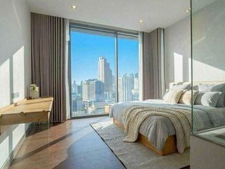Condo en alquiler de 3 habitaciones en Khlong Toei, Bangkok