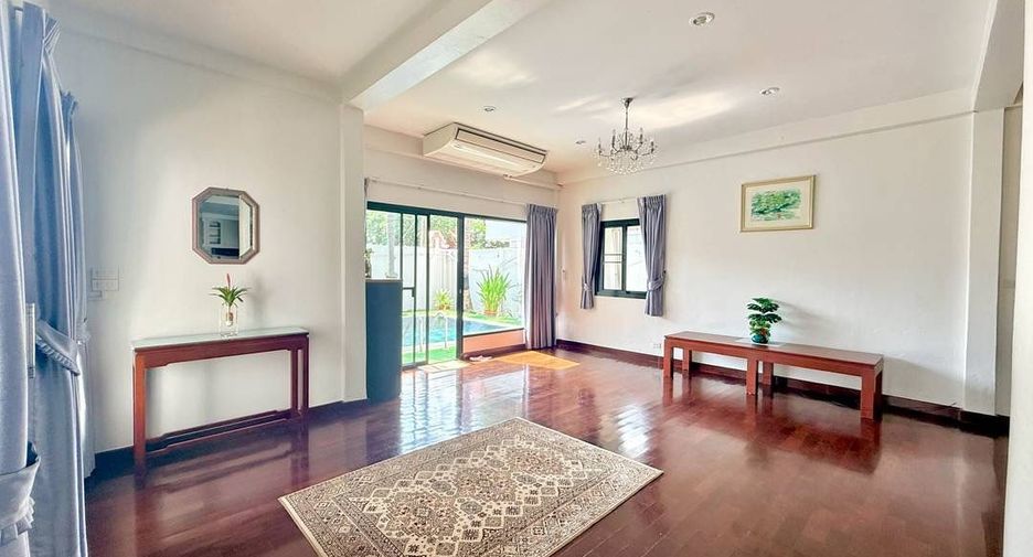 For rent 3 ベッドルーム house in Watthana, Bangkok
