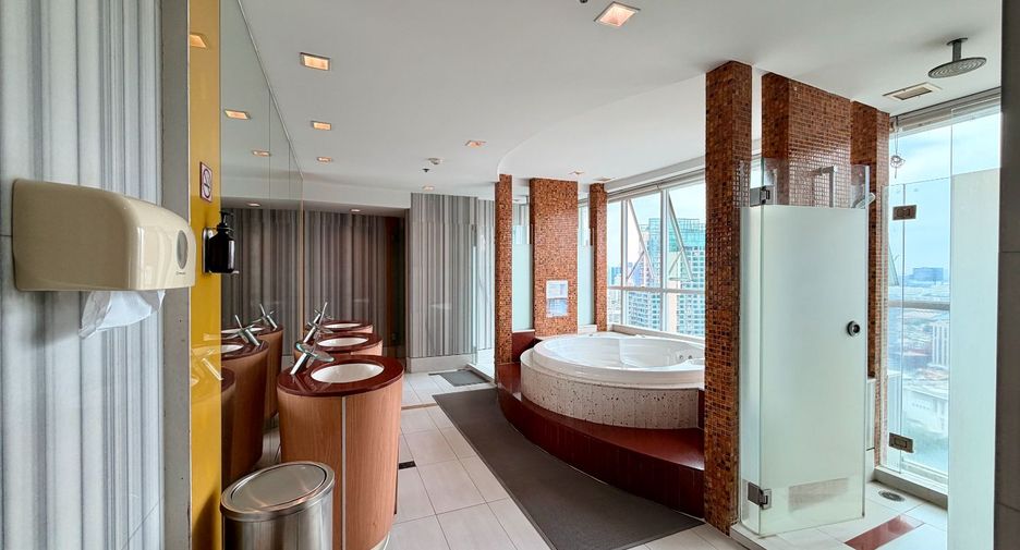 Apartamento con servicios en alquiler de 2 habitaciones en Pathum Wan, Bangkok