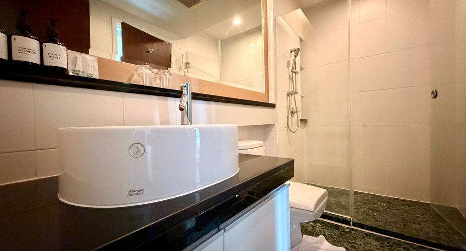 Apartamento con servicios en alquiler de 2 habitaciones en Pathum Wan, Bangkok