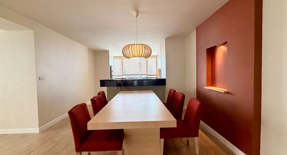 Apartamento con servicios en alquiler de 3 habitaciones en Pathum Wan, Bangkok
