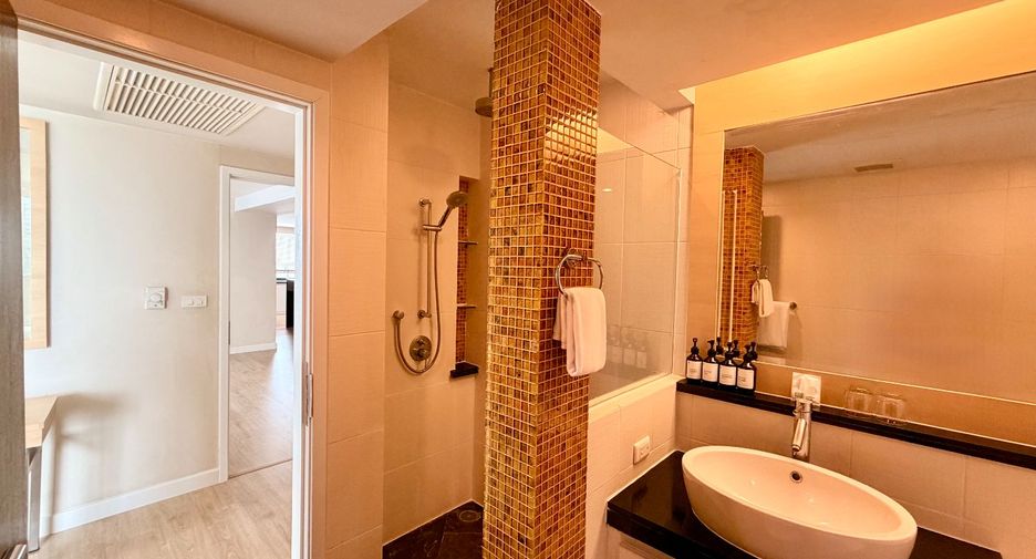 Apartamento con servicios en alquiler de 3 habitaciones en Pathum Wan, Bangkok