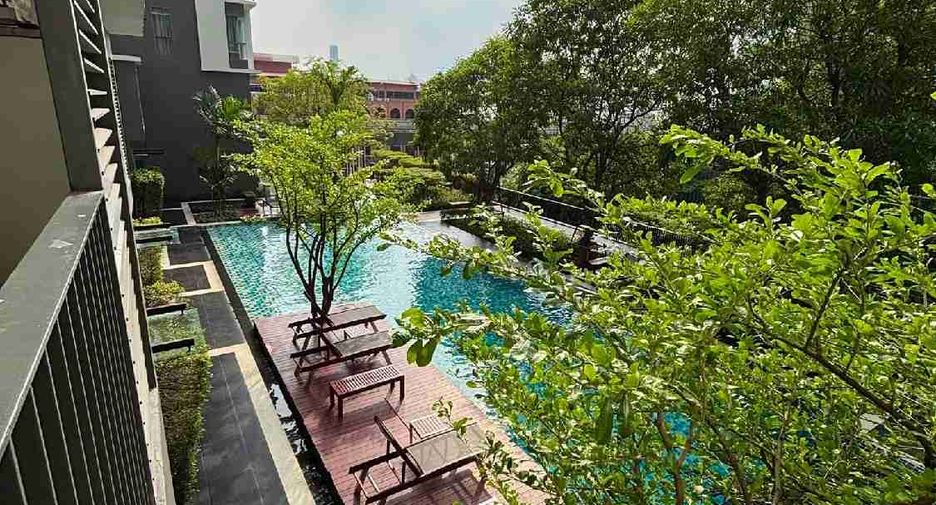 À louer 1 chambre condo à Phra Khanong, Bangkok