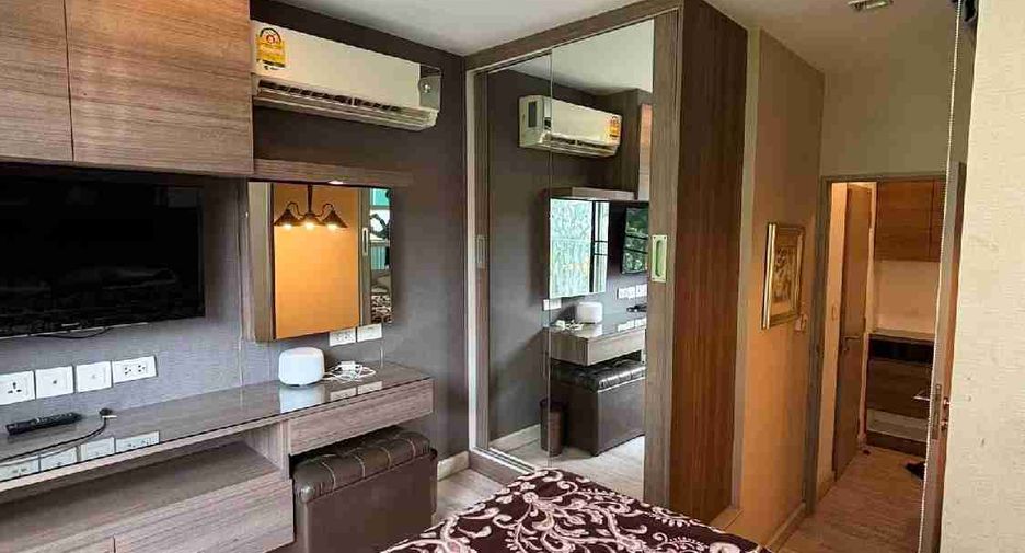 À louer 1 chambre condo à Phra Khanong, Bangkok