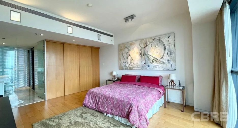 For sale 3 bedrooms condo in Sathon, Bangkok
